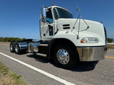 2015 Mack Pinnacle Day-cab, 400k miles, AUTO, ready to work