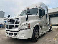 2016 Freightliner Cascadia EVO, Cummins ISX, AUTO, APU, 641k Miles