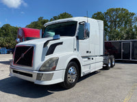 2015 Volvo VNL630  LOW MILES 470K - MINT, One owner truck